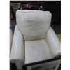 Image 1 : Bone Leather Recliner