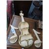 Image 1 : Violin/Music Notes Wall Shelves - 3