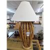 Image 1 : Rattan Lamp