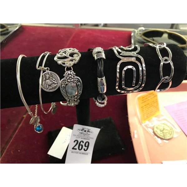 6-Fashion Bracelets - 6 X $