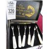 Image 1 : Mother of Pearl Hors D'Oeuvre Forks Set