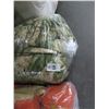 Image 2 : 3-Comforters - 3 X $