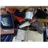 Image 2 : Flat of Make Up -