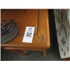 Image 2 : Small Oak End Table w/Drawer