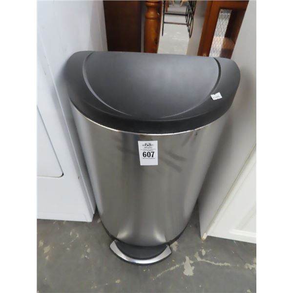 S/S Half Moon Foot Action Trash Can