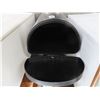 Image 2 : S/S Half Moon Foot Action Trash Can