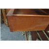 Image 3 : Ornate Cast Marble Accent Claw Foot Marbletop Hall Table