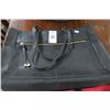 Image 2 : 3-Large Purses - 3 X $