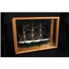 Image 1 : Collectible Ship in Glass Case