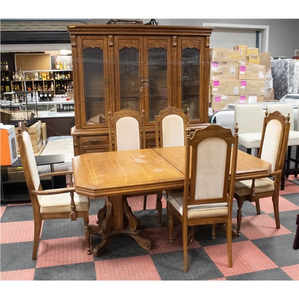 WOOD BUFFET AND HUTCH W/TABLE AND 5 CHAIRS