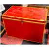 Image 1 : SHOWHOME RED TRUNK H-21" W-18.5" L-31.5"