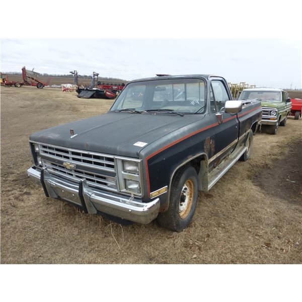 Approx 1986 Chev 3/4 ton (Sold for Parts Only, No Visible SN.)