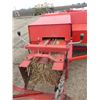 Image 5 : M.F. 228 sq Baler (Shedded) SN.H000888