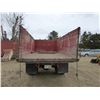 Image 8 : 1976 Chevy Grain Truck, 5 Ton, V8, 5&2 Spd, 16' Grain Box, Twin Cyl. Hoist, Showing 53,247Km, SN. CC
