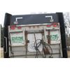 Image 10 : 2000  379 Peterbilt, 60" Bunk, Cat 550/18spd/12 F/40, R/38000, Beacons, Single Locker