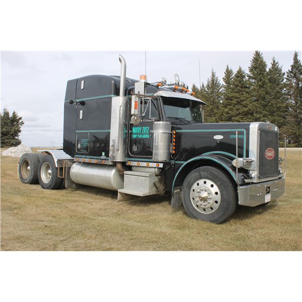 2000  379 Peterbilt, 60" Bunk, Cat 550/18spd/12 F/40, R/38000, Beacons, Single Locker