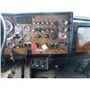 Image 21 : 2000  379 Peterbilt, 60" Bunk, Cat 550/18spd/12 F/40, R/38000, Beacons, Single Locker