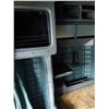 Image 27 : 2000  379 Peterbilt, 60" Bunk, Cat 550/18spd/12 F/40, R/38000, Beacons, Single Locker