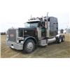 Image 4 : 2000  379 Peterbilt, 60" Bunk, Cat 550/18spd/12 F/40, R/38000, Beacons, Single Locker