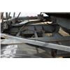 Image 5 : 1999 ADVANCE Super B Grain Trailers, Air Ride, 11.00-24.5 Tires, Back Trailer Redone by BlueSky