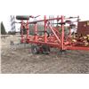 Image 4 : Case I.H. 4900 Vibrashank, 9" Spacing,  34ft Cultivator c/w 3 Bar Harrows and Beline App., SN.JAG006