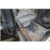 Image 13 : 1999 Freightliner Classic c/w 5th wheel, 160" Bunk, 500 Detroit, 15spd, 40 rears 1.66 Mill Km, 11.00