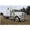 Image 2 : 1999 Freightliner Classic c/w 5th wheel, 160" Bunk, 500 Detroit, 15spd, 40 rears 1.66 Mill Km, 11.00