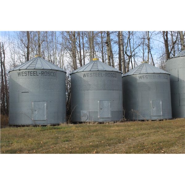 Grain Bins, 1750 Bushel Bin c/w New wooden Floors, (Left side) Located