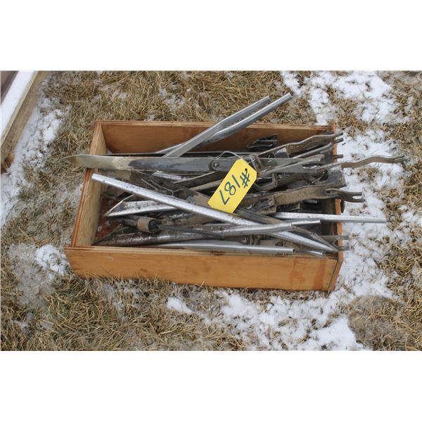 Crop Lifters for Swather