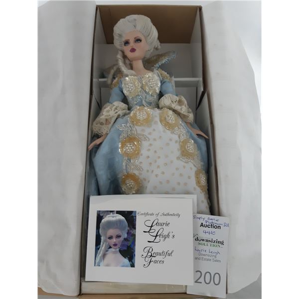 Laurie Leigh Beautiful Faces Simply Gene Platinum Cat A