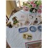 Image 4 : Wedgwood - Royal Wedding Plates - Coasters - Decorative Items