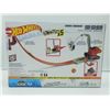 Image 2 : Hot Wheels City Crane Crasher Play Set - Track & 5 cars