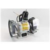 Image 2 : Power Fist 8in Bench Grinder with Light (3/4 HP)