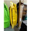 Image 1 : Pelican Yellow Solo 6ft Sit on Top Kids Kayak with Paddle