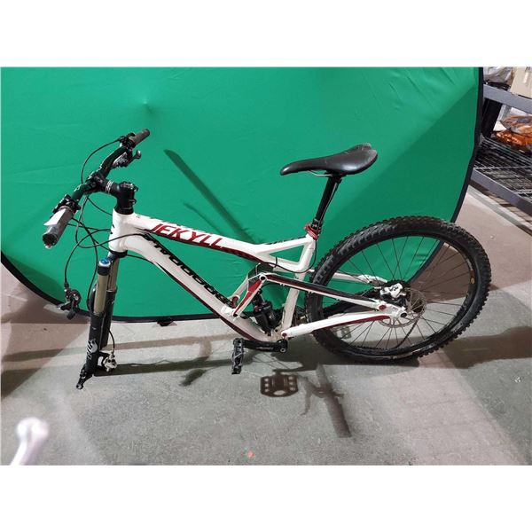 Cannondale Jekyll Trail Mountain Bike no front tire