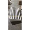 Image 2 : 48 X 26 METAL SHELVING RACK