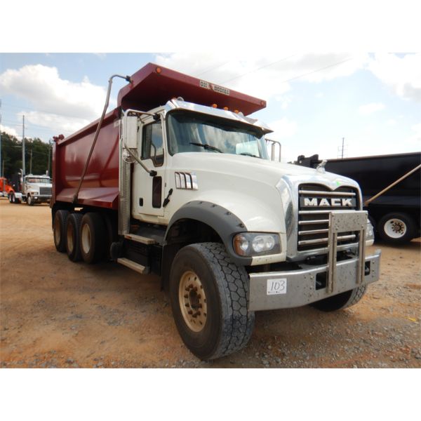2021 MACK GR64F Dump Truck