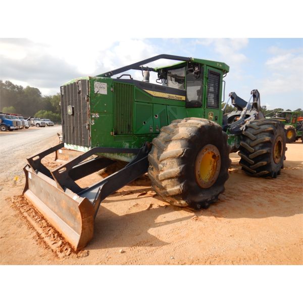 2017 JOHN DEERE 748L Skidder