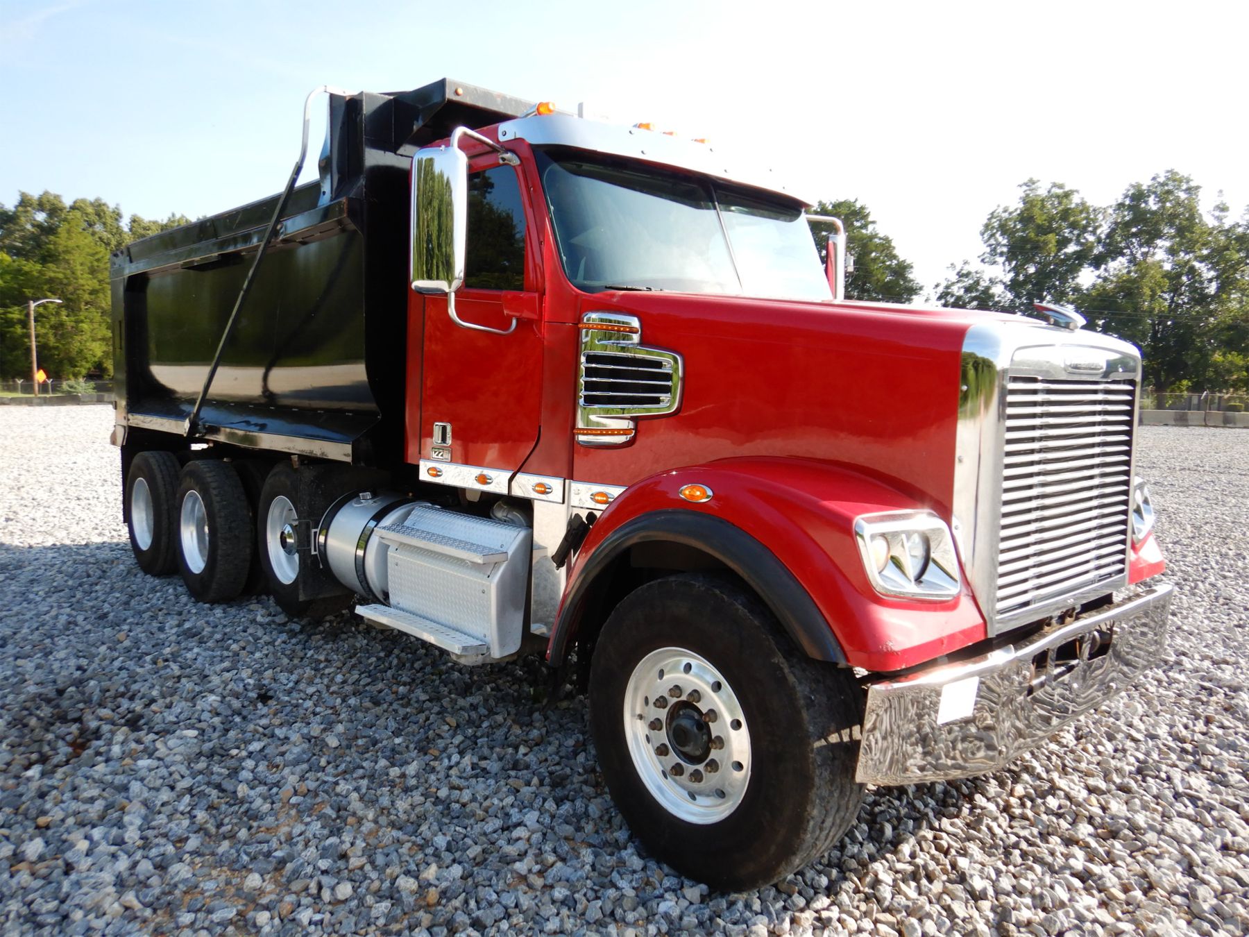 2017 FREIGHTLINER SD122 Dump Truck J.M. Wood Auction Company, Inc.
