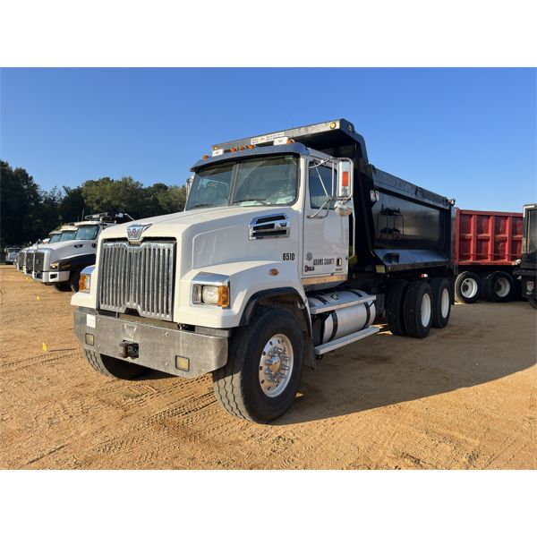 2018 WESTERN STAR 4700SF Dump Truck