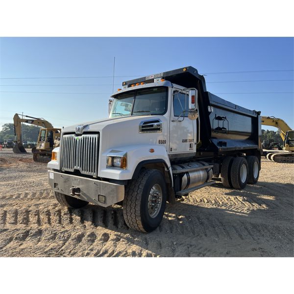 2018 WESTERN STAR 4700SF Dump Truck