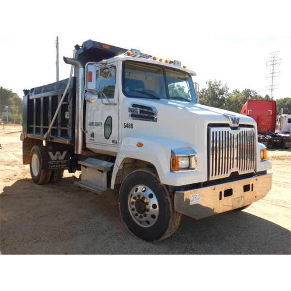 2018 WESTERN STAR 4700SF Dump Truck
