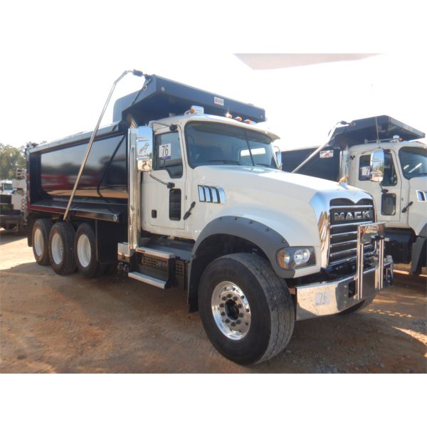 2022 MACK GR64F Dump Truck