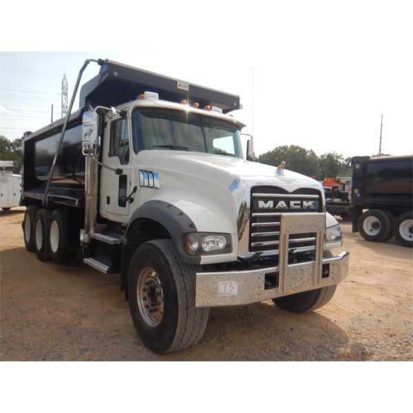 2022 MACK GR64F Dump Truck