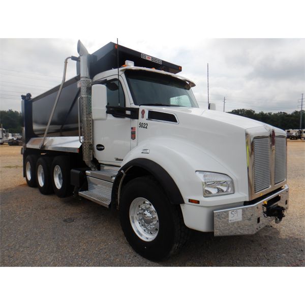 2022 KENWORTH T880 Dump Truck
