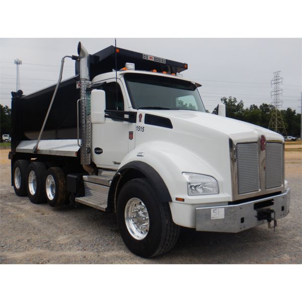 2022 KENWORTH T880 Dump Truck