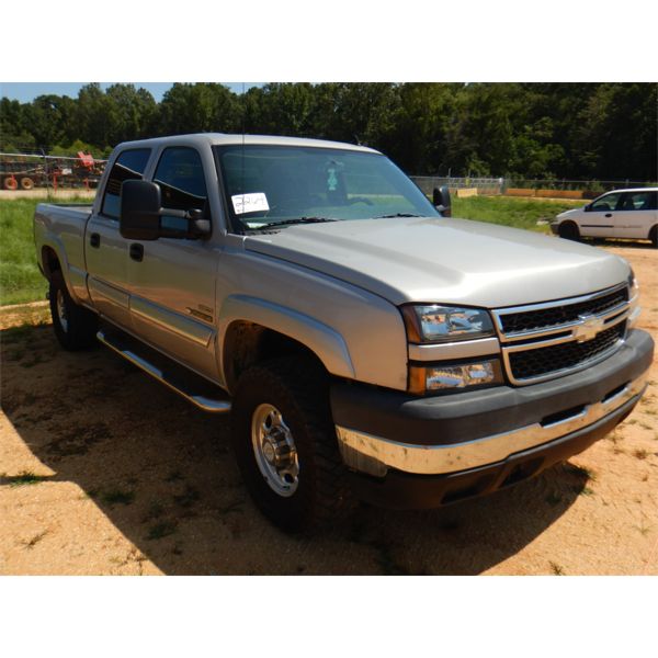 2006 CHEVROLET 2500 HD LT Pickup Truck