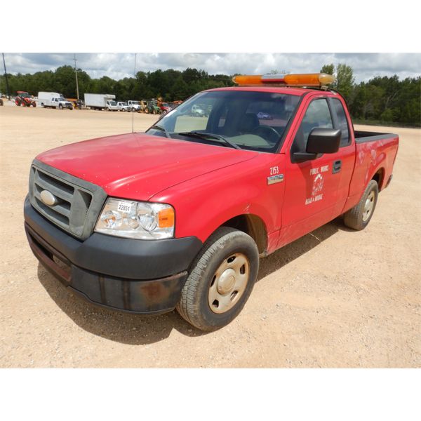2007 FORD F150 XL Pickup Truck