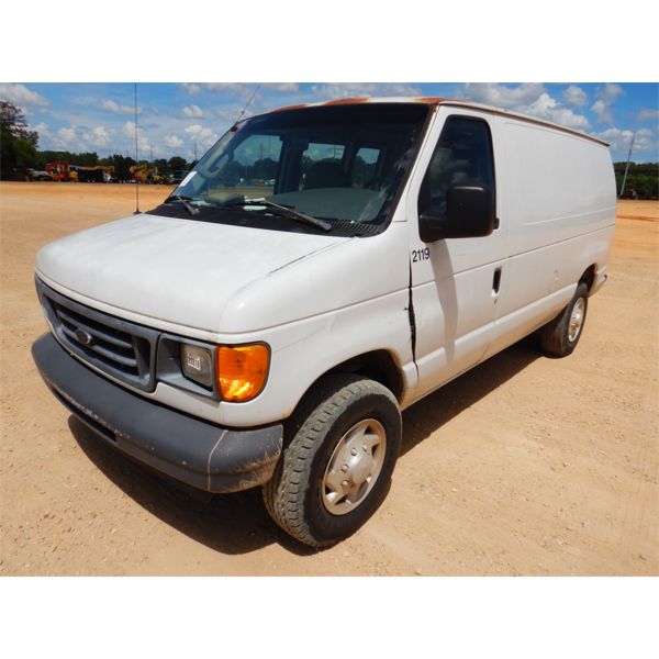 2006 FORD E250 Cargo Van