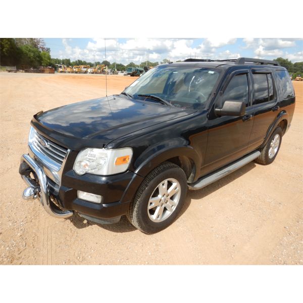 2010 FORD EXPLORER XLT SUV